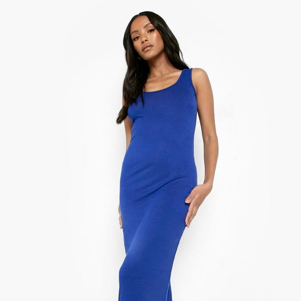 Boohoo maxi dress, petite scoop neck - Cobalt, size 4